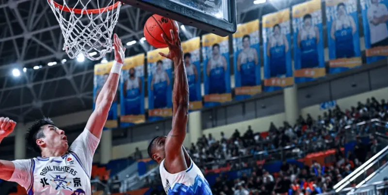 世界杯直播-博主：这场之后，留给纳托尔和哈里斯的时间应该不多了